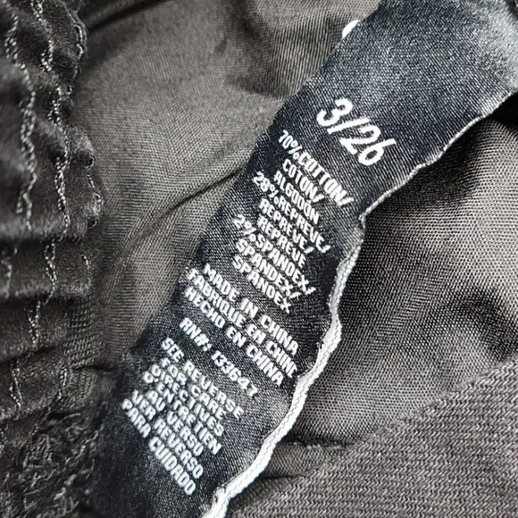 Fashion Nova High Waist Paperbag Mom Jeans - Picture 5 of 5